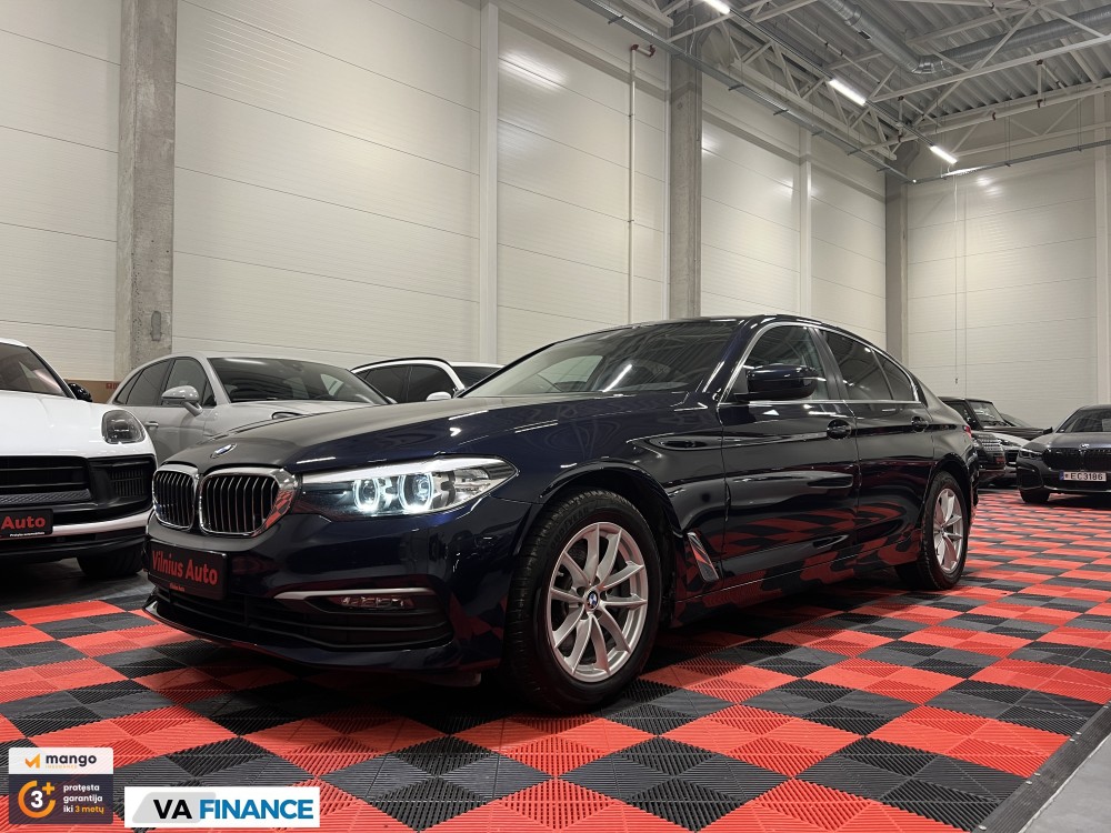 2019 BMW 520