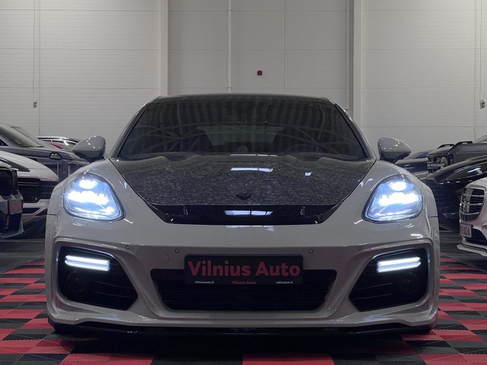 2018 Porsche Panamera