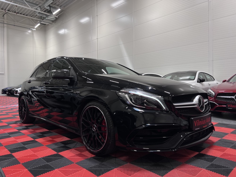 2017 Mercedes-Benz A45 AMG
